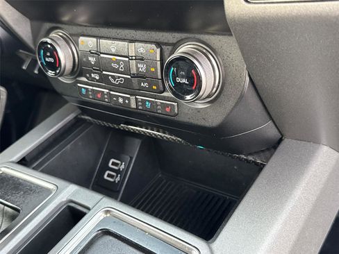 Used 2019 Ford F150 Raptor w/ Equipment Group 802A Luxury AWD/4WD image 16