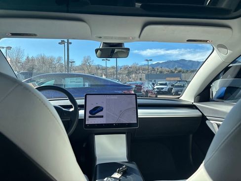 Used 2020 Tesla Model 3 Standard Range Plus image 35
