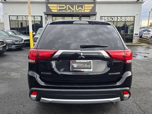 Used 2018 Mitsubishi Outlander ES FWD image 8