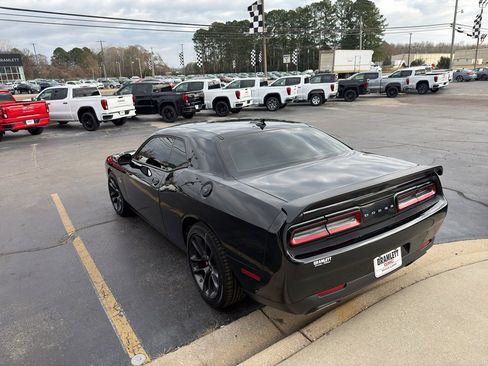 Used 2022 Dodge Challenger R/T Scat Pack w/ Plus Package image 7