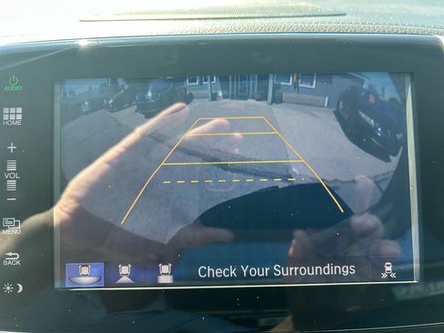Used 2016 Honda Pilot Elite image 13