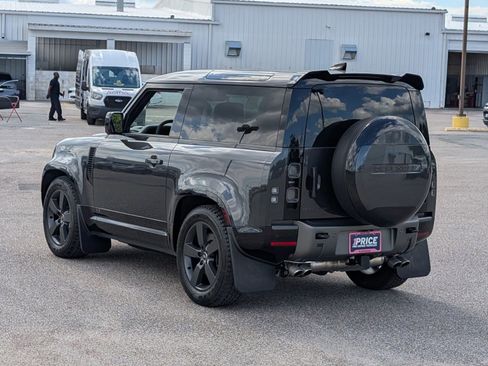 Used 2024 Land Rover Defender 90 V8 AWD/4WD image 3