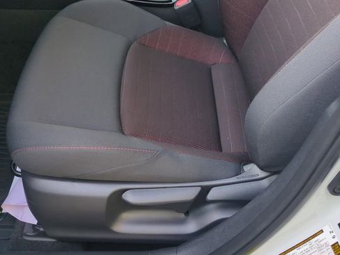 Used 2023 Toyota Corolla SE image 16