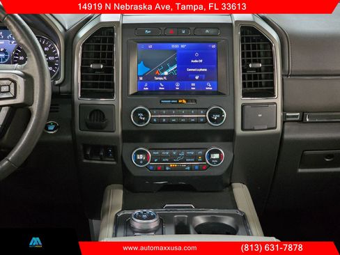 Used 2020 Ford Expedition XLT w/ Equipment Group 202A RWD image 19