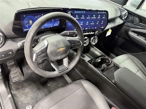 New 2026 Chevrolet Blazer EV LT image 10