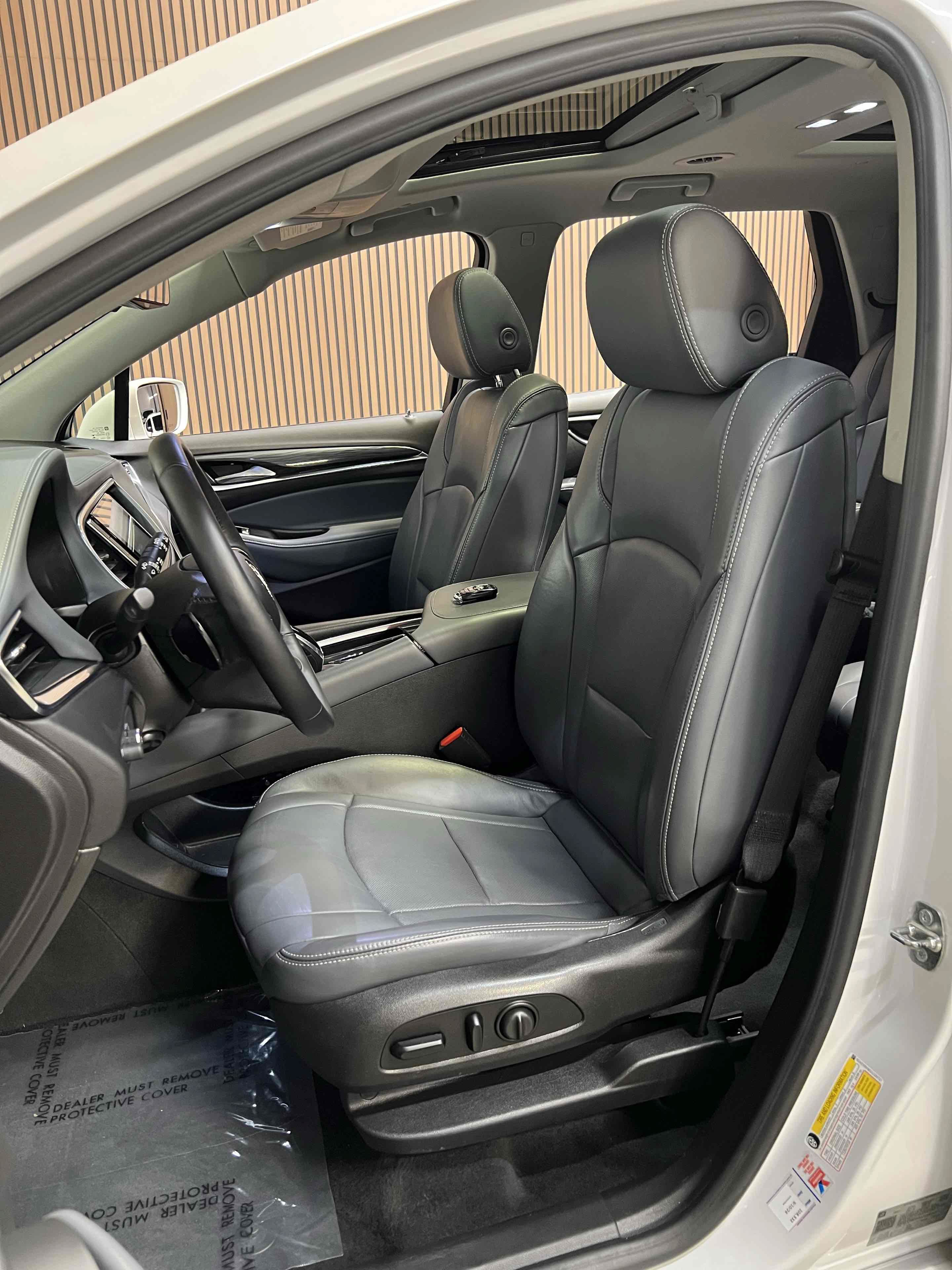 Used 2018 Buick Enclave Premium w/ Experience Buick Package AWD/4WD image 44