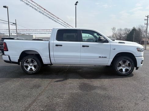 New 2026 RAM 1500 Express image 4