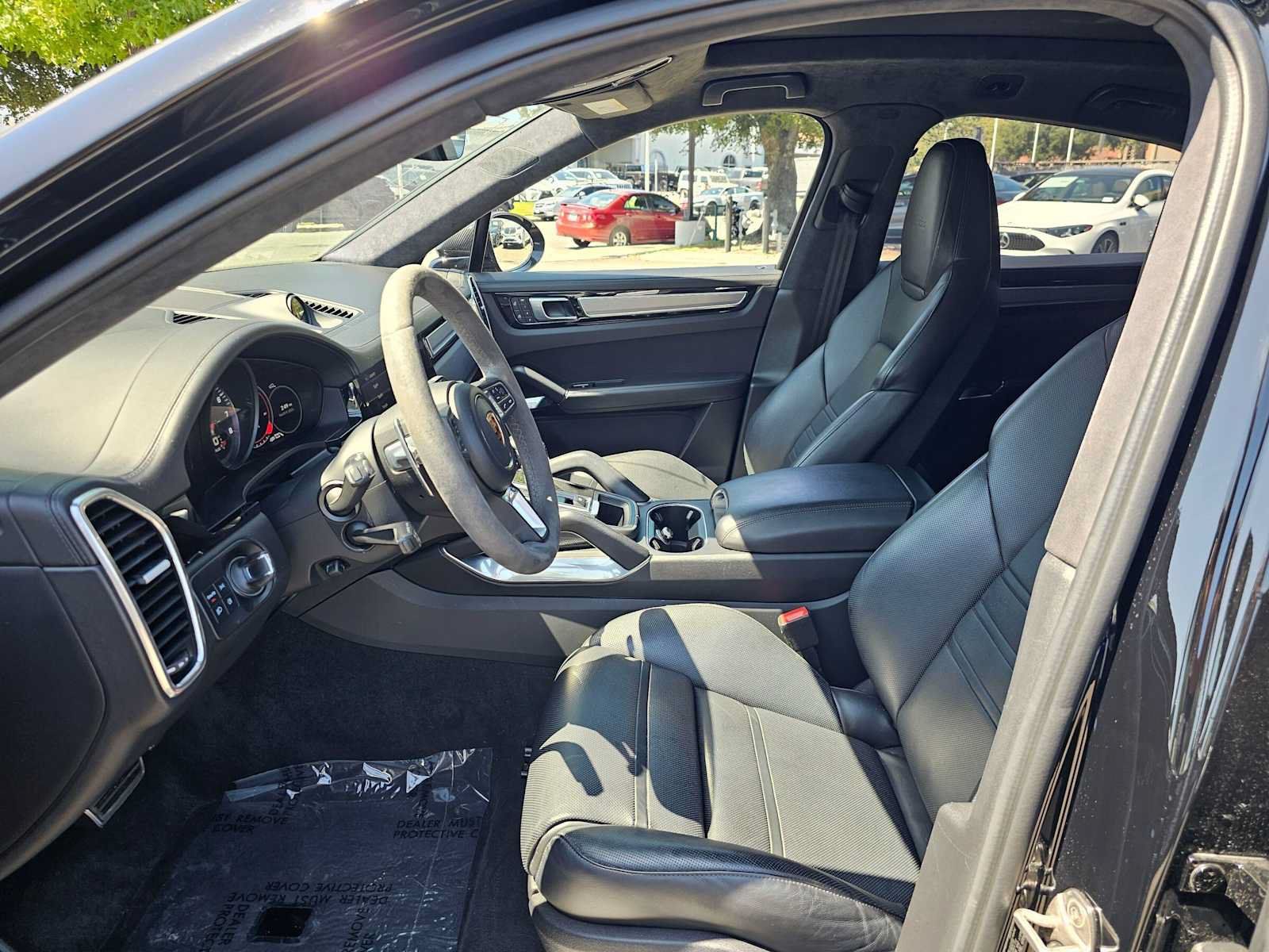 Used 2022 Porsche Cayenne Turbo AWD/4WD image 20
