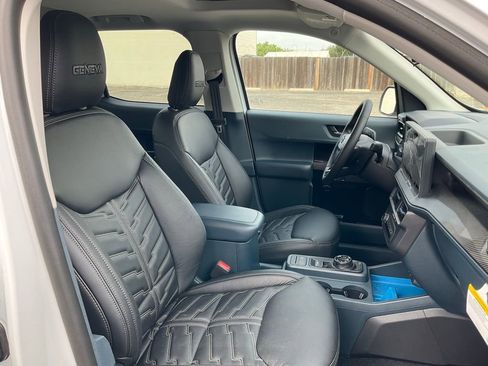 New 2025 Ford Maverick XLT w/ XLT Luxury Package image 47