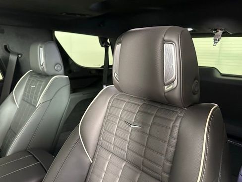 Used 2025 Cadillac Escalade V image 24