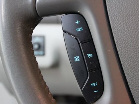 Used 2017 Buick Enclave Convenience FWD image 16