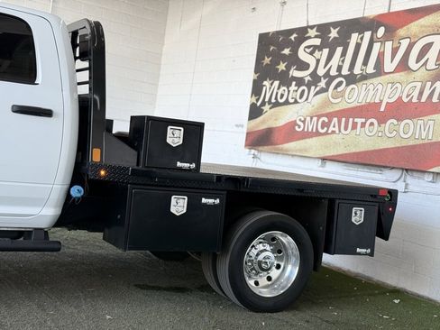 Used 2022 RAM 5500 Tradesman w/ Safety Group image 3