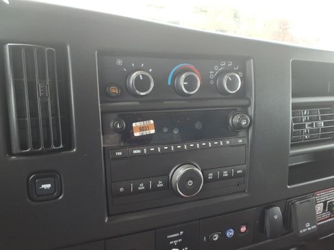 New 2025 GMC Savana 3500 w/ Power Convenience Package RWD image 10