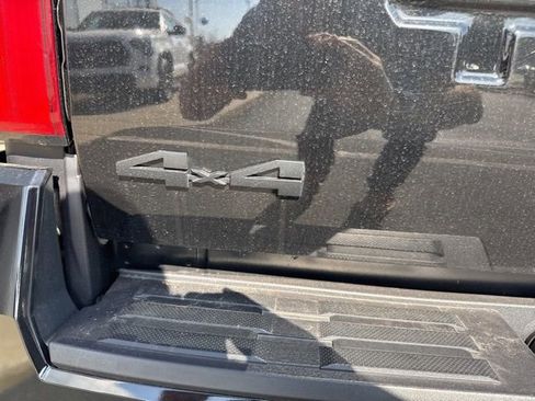 Used 2024 Toyota Tacoma TRD Off-Road image 19