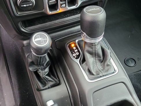 New 2026 Jeep Gladiator Sport image 28