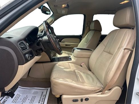 Used 2008 GMC Sierra 1500 Denali AWD/4WD image 10