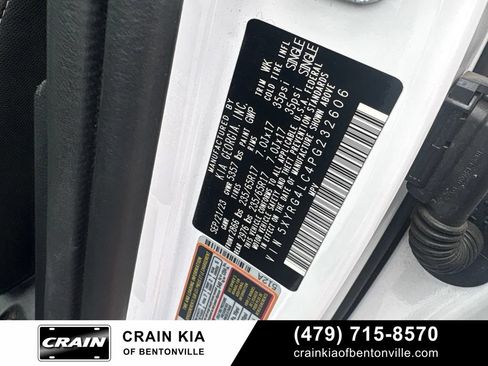 Certified 2023 Kia Sorento LX FWD image 15