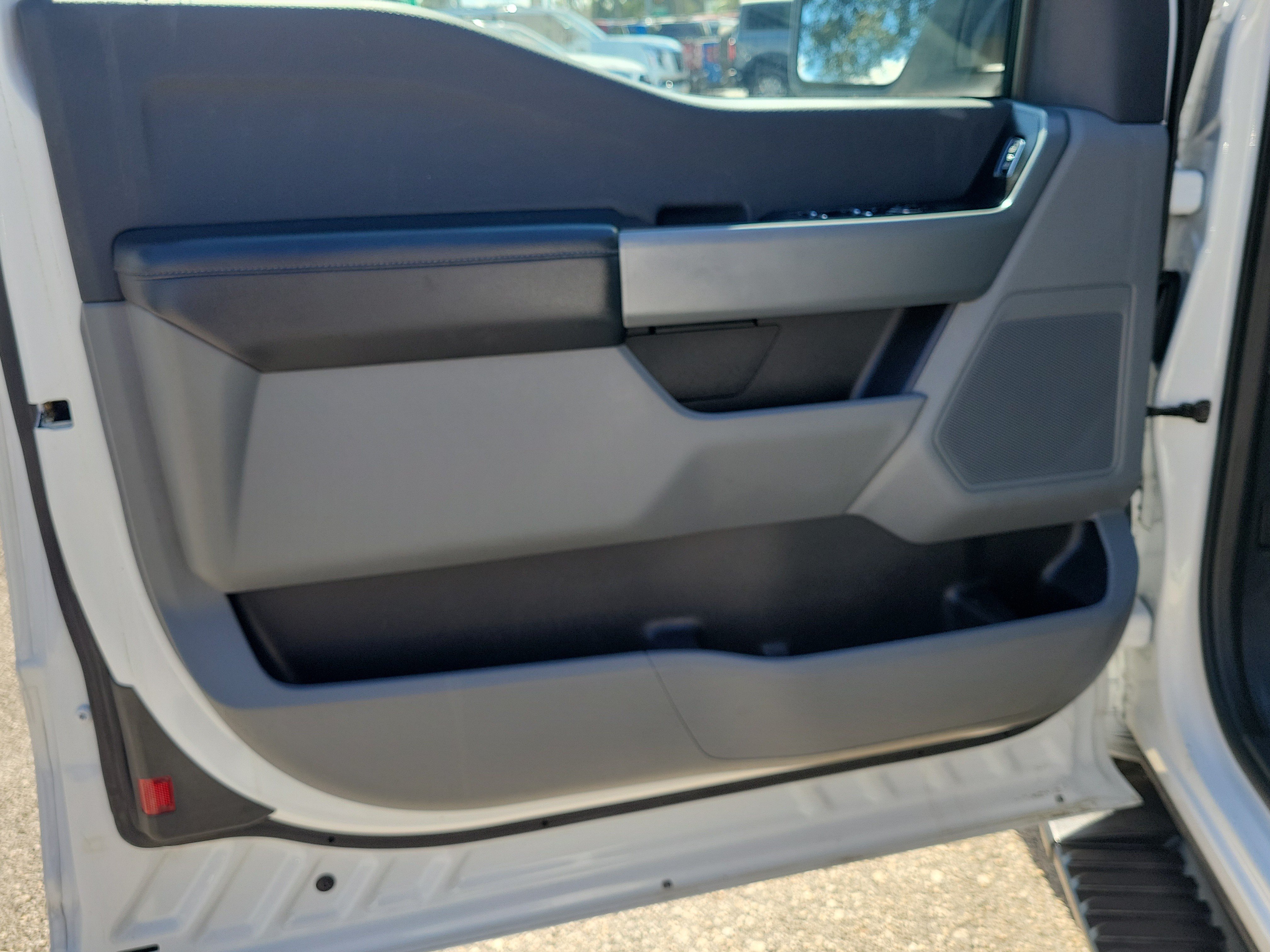 Used 2022 Ford F150 XLT RWD image 13