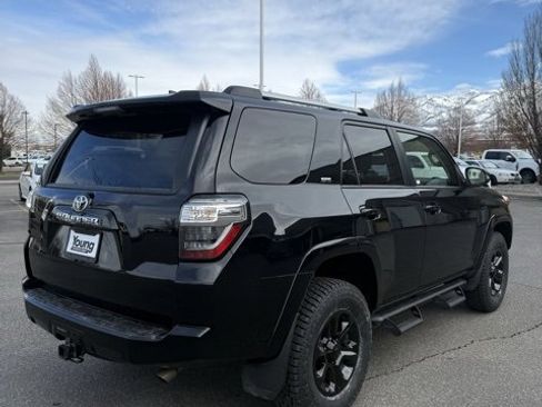 Certified 2023 Toyota 4Runner SR5 Premium image 6