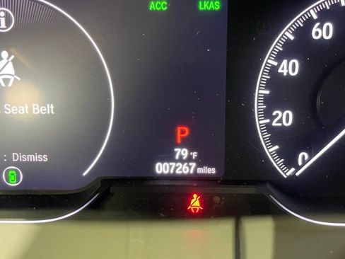 Used 2019 Honda Accord Touring image 10