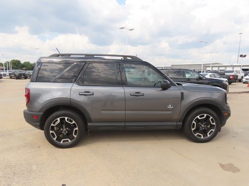 Used 2024 Ford Bronco Sport Outer Banks AWD/4WD image 10