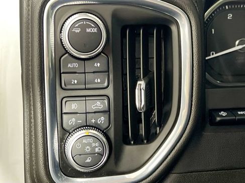 Used 2023 GMC Sierra 3500 Denali w/ Technology Package image 19