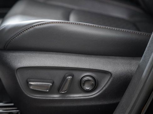New 2026 Toyota Sienna Platinum image 42