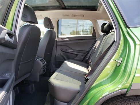 New 2025 Volkswagen Taos SE image 8