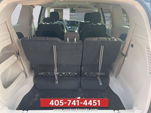 Used 2024 Chrysler Voyager LX FWD image 22