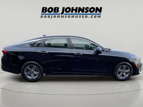 Used 2024 Kia K5 LXS FWD image 2