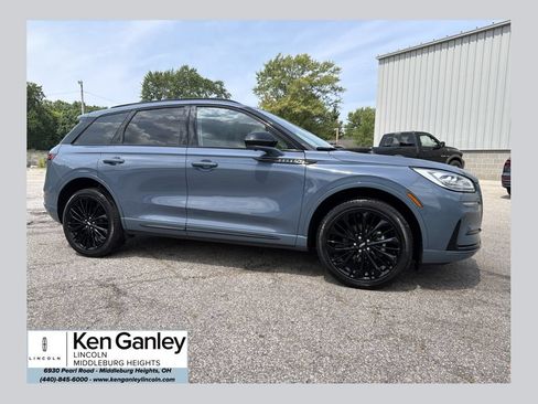 Used 2023 Lincoln Corsair Reserve AWD/4WD image 1