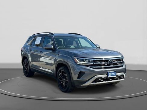Certified 2022 Volkswagen Atlas SE w/ Panoramic Sunroof Package FWD image 1