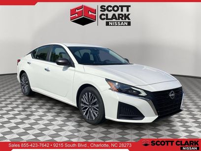 Used 2025 Nissan Altima 2.5 SV