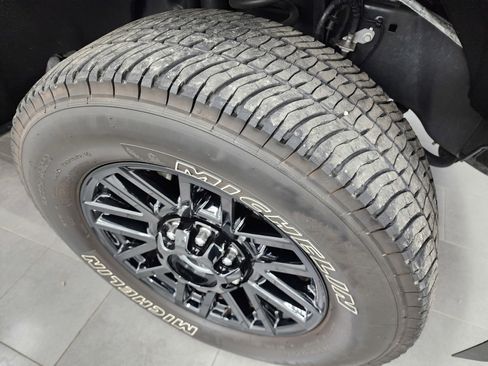 Used 2020 Ford F250 Lariat image 3