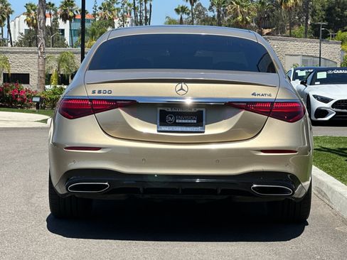 Used 2022 Mercedes-Benz S 500 4MATIC image 4