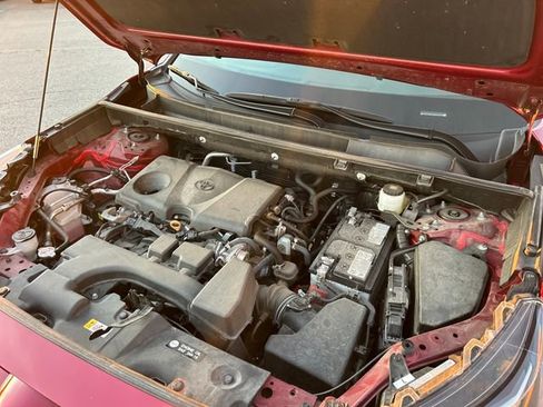 Used 2024 Toyota RAV4 LE image 35