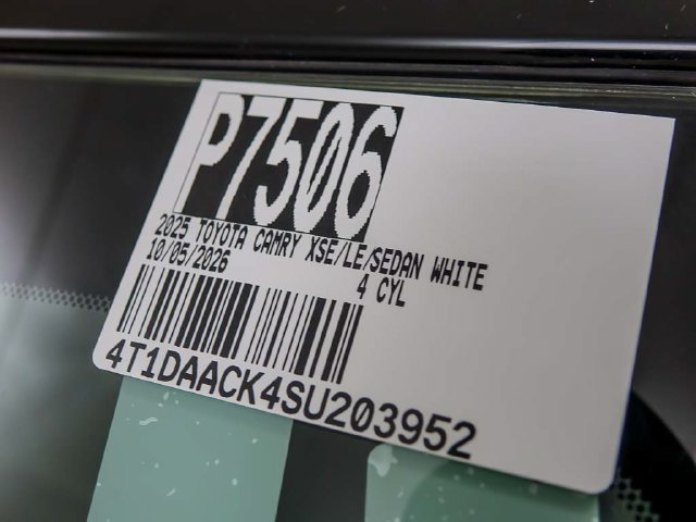 Certified 2025 Toyota Camry XLE FWD image 28