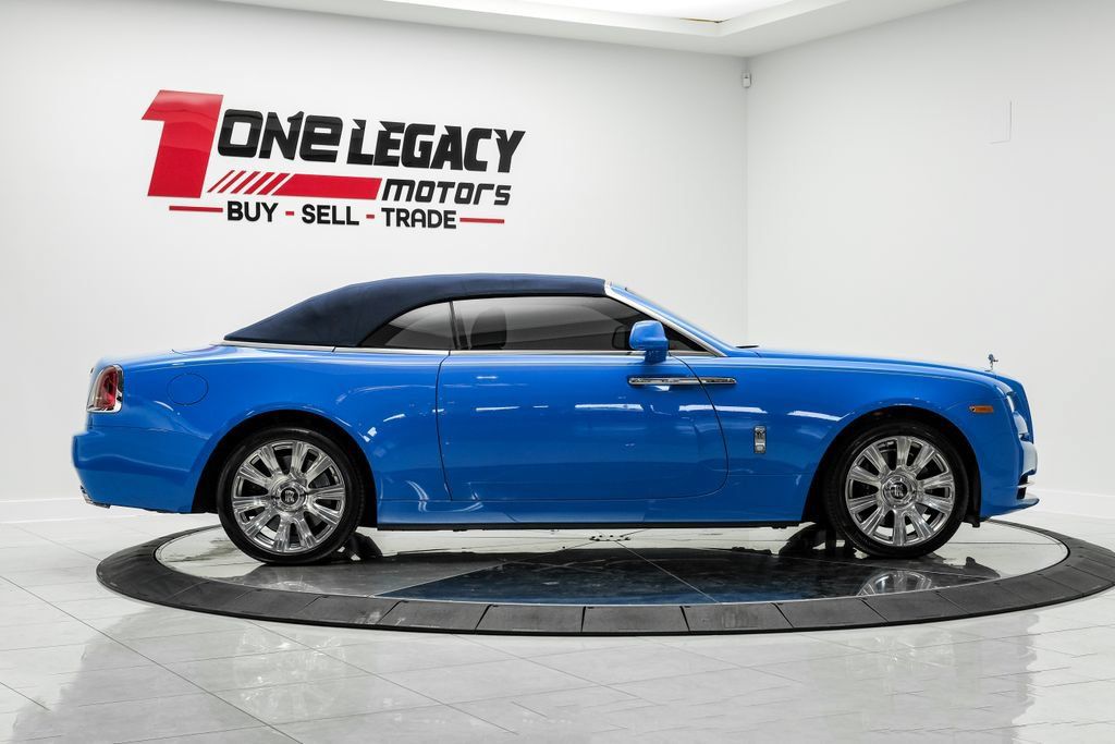 Used 2021 Rolls-Royce Dawn RWD image 6