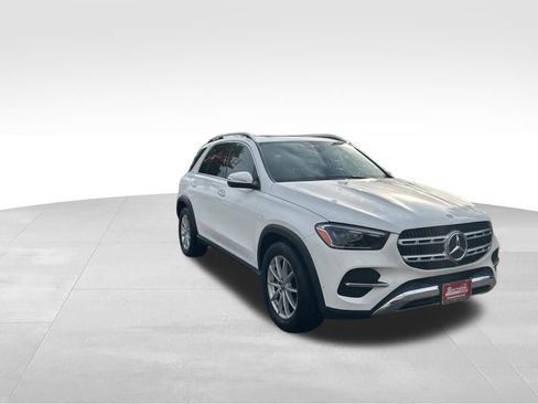 Used 2024 Mercedes-Benz GLE 450e 4MATIC image 7