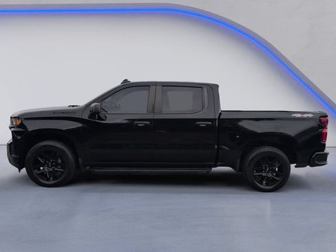Used 2022 Chevrolet Silverado 1500 Custom w/ LPO, Blackout Package AWD/4WD image 11