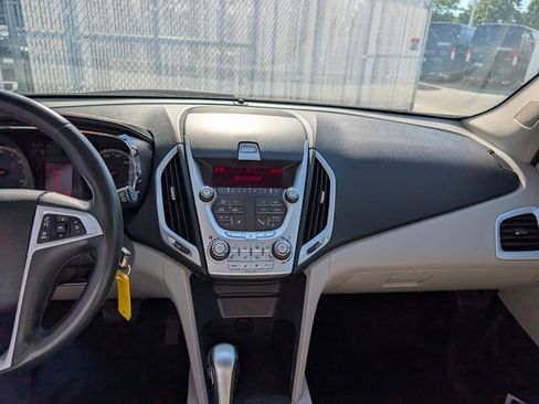 Used 2011 GMC Terrain SLT FWD image 4
