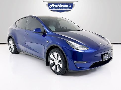 Used 2024 Tesla Model Y Long Range image 1