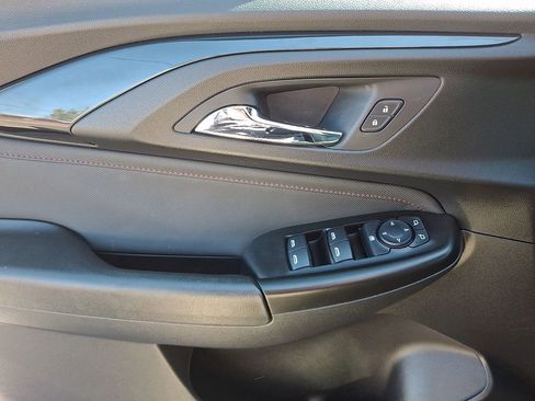 Used 2023 Chevrolet TrailBlazer RS w/ Convenience Package FWD image 13