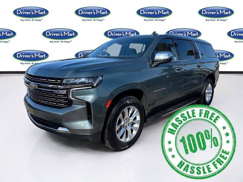 Used 2023 Chevrolet Suburban Premier image 3