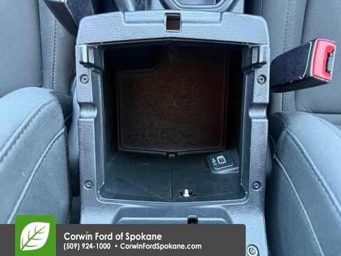 Used 2018 Jeep Wrangler Unlimited Sahara w/ Safety Group AWD/4WD image 31