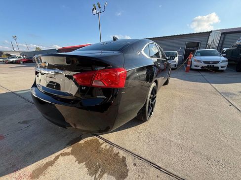 Used 2017 Chevrolet Impala LT w/ Leather Package image 28