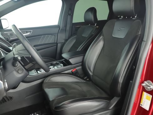 Used 2019 Ford Edge ST w/ Equipment Group 401A image 12