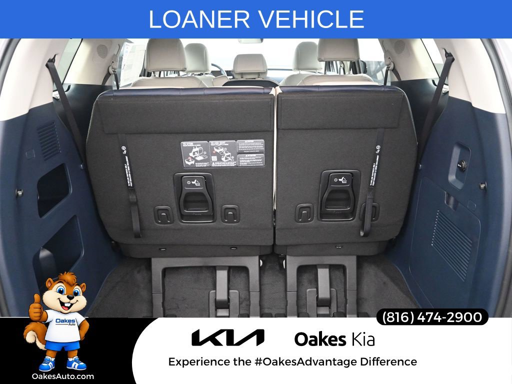 Certified 2026 Kia Carnival EX FWD image 32