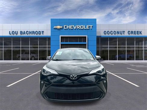 Used 2021 Toyota C-HR Limited image 3