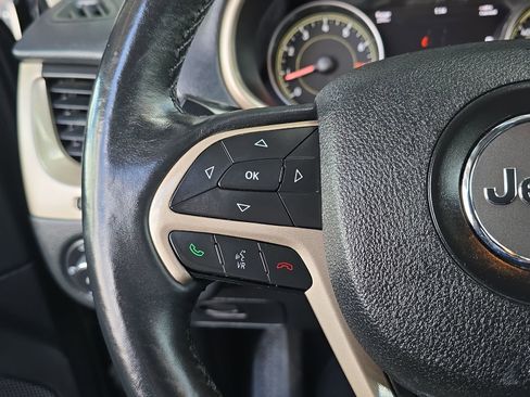 Used 2014 Jeep Cherokee Limited w/ Trailer Tow Group AWD/4WD image 19